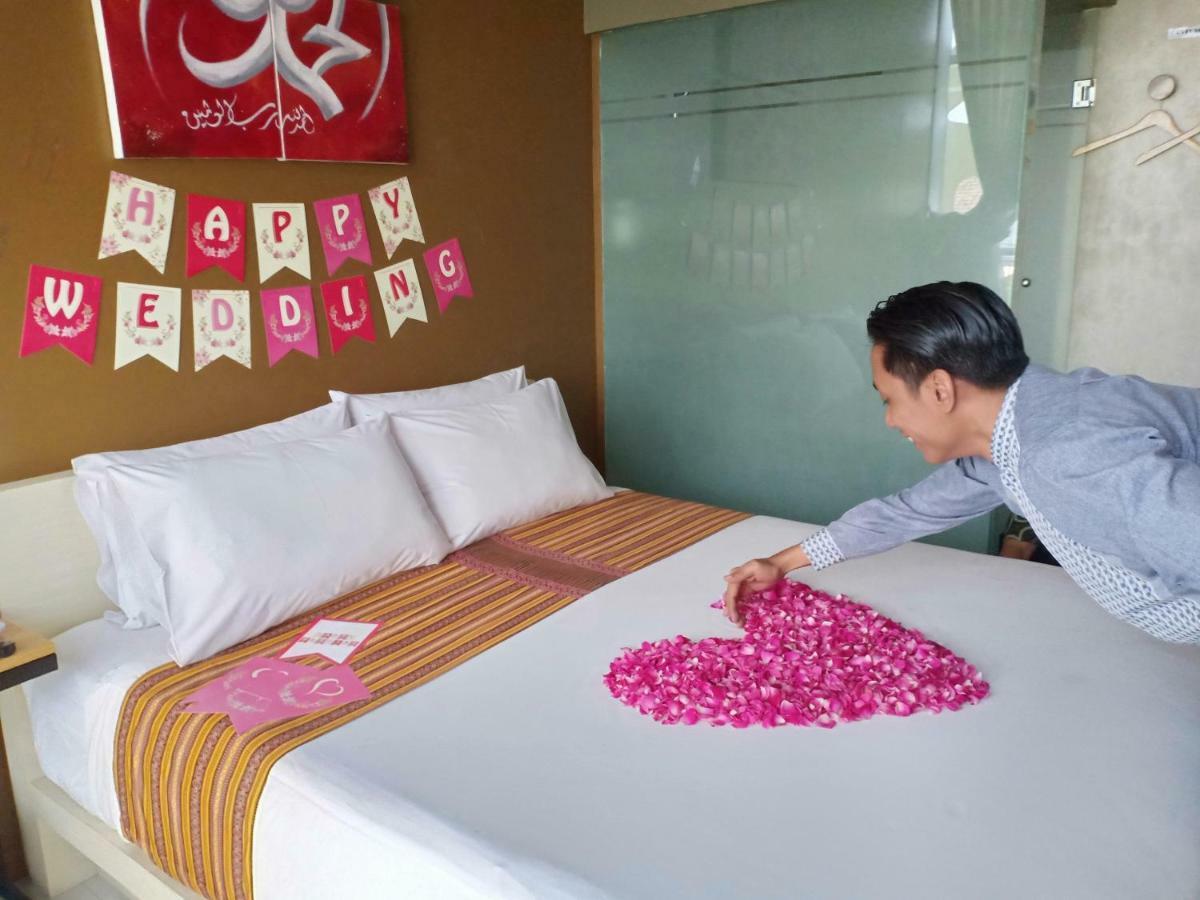 ฮาโซเทล ซมารัง Hotel เซอมารัง ภายนอก รูปภาพ