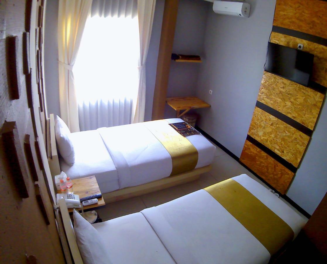 ฮาโซเทล ซมารัง Hotel เซอมารัง ภายนอก รูปภาพ